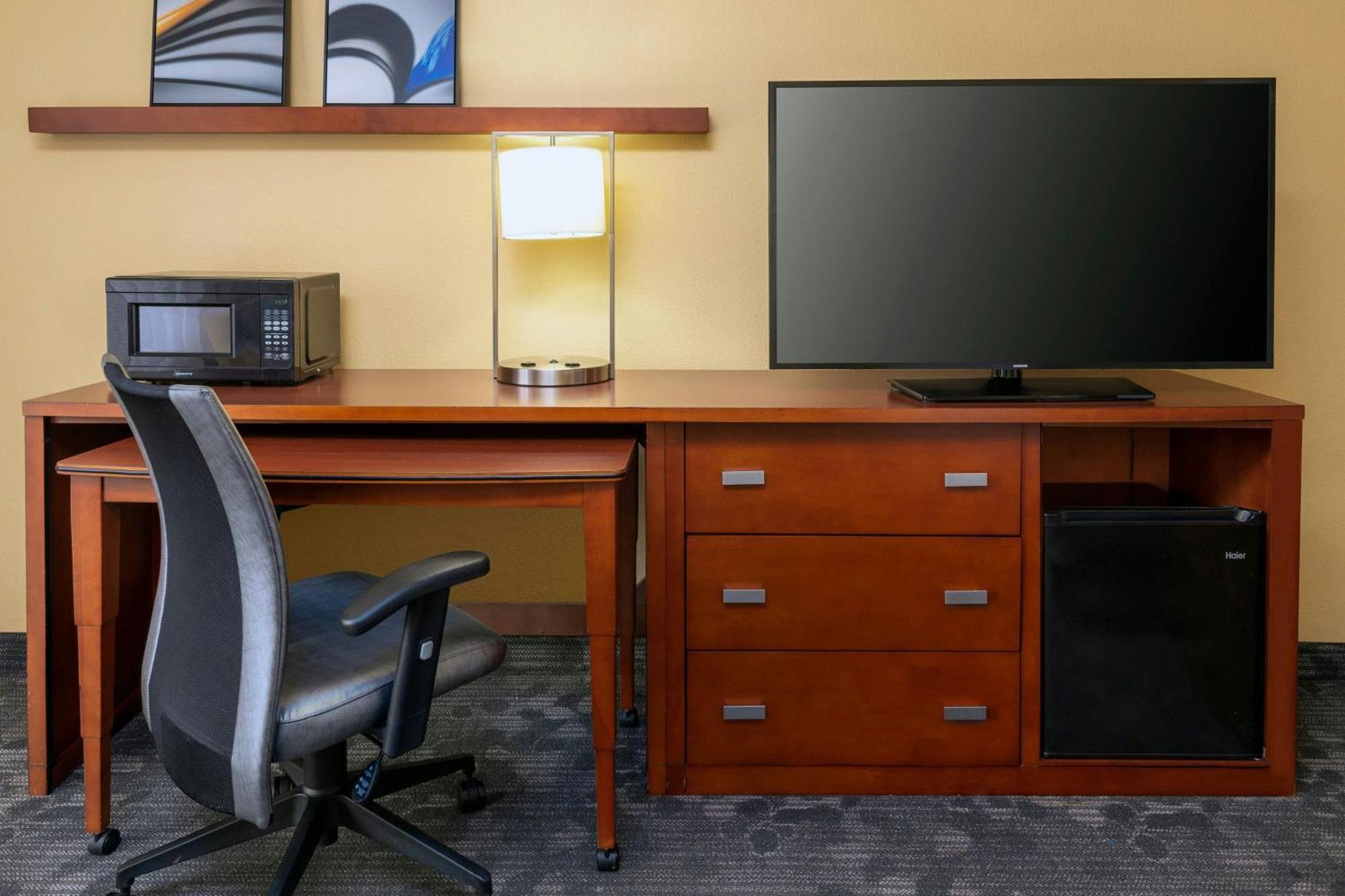 Courtyard By Marriott Oklahoma City Airport Eksteriør bilde