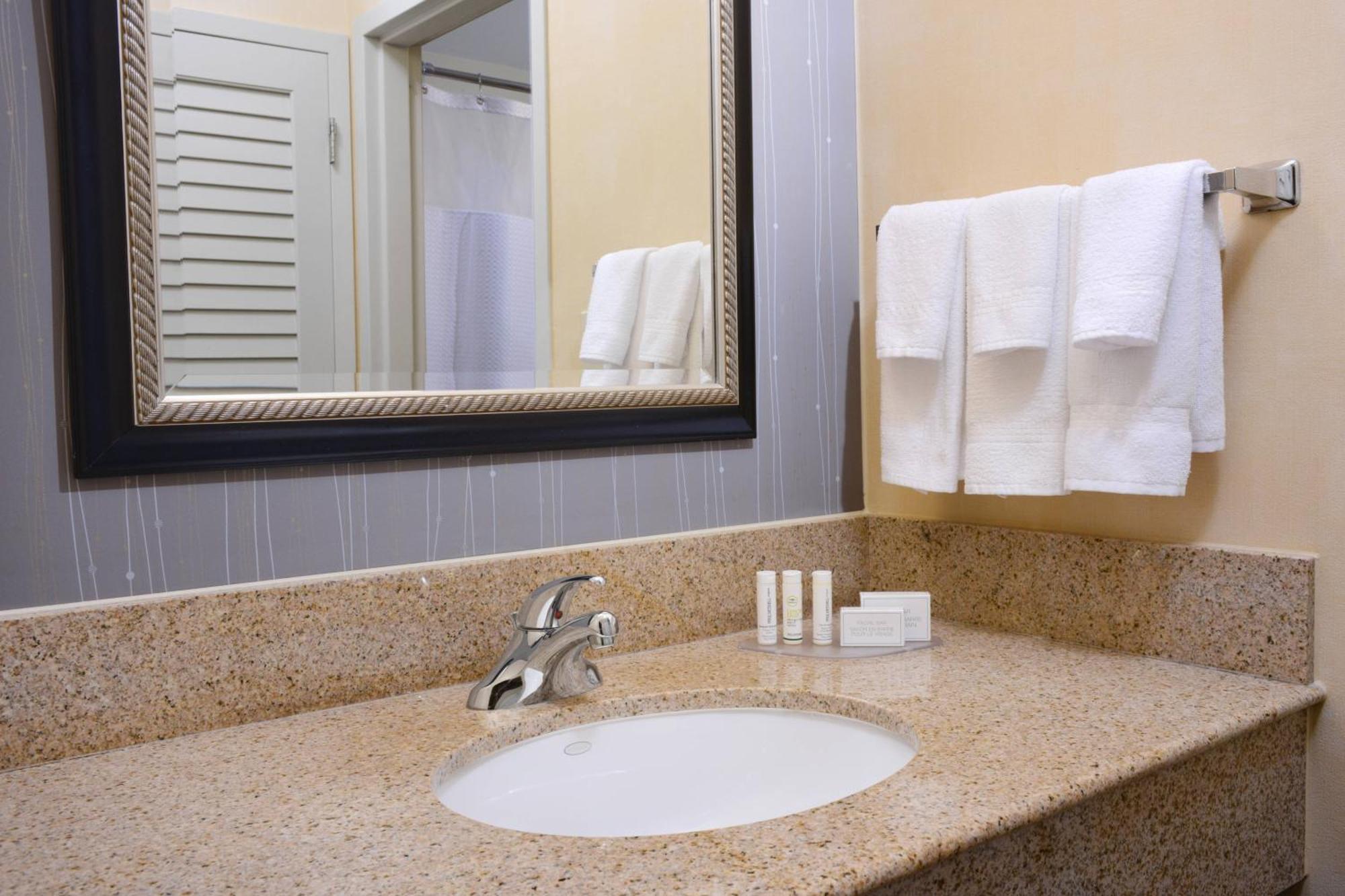 Courtyard By Marriott Oklahoma City Airport Eksteriør bilde